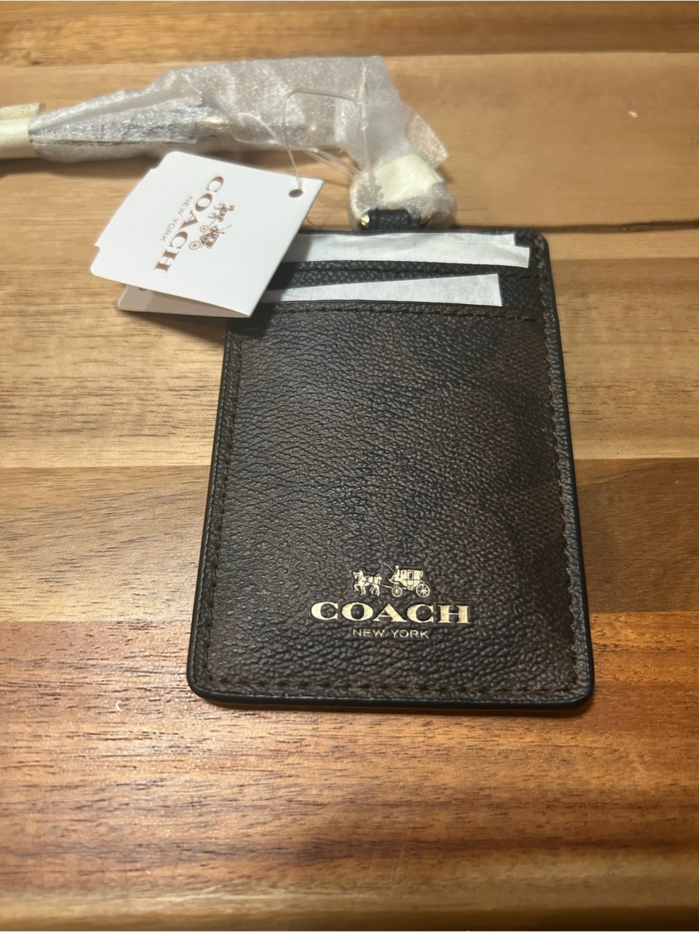 NEW WITH TAGS COACH Brown Pebbled Leather Card & Key Holder with Gold Logo